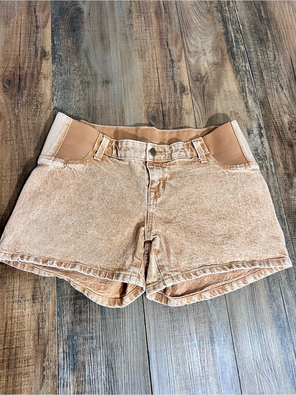 Isabel Maternity by Ingrid & Isabel Rust Tan Washed Denim Maternity Shorts sz 4